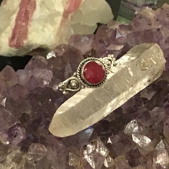 Jewelry - Ruby Ring